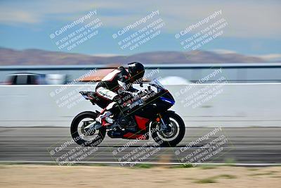 media/Mar-25-2024-Moto Forza (Mon) [[8d4319bd68]]/3-Intermediate Group/Session 4 (Front Straight Speed Pans)/